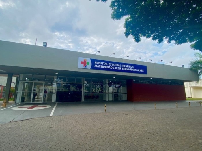 Junho Verde: Himaba alerta para número de cirurgias corretivas para escoliose em crianças e adolescentes