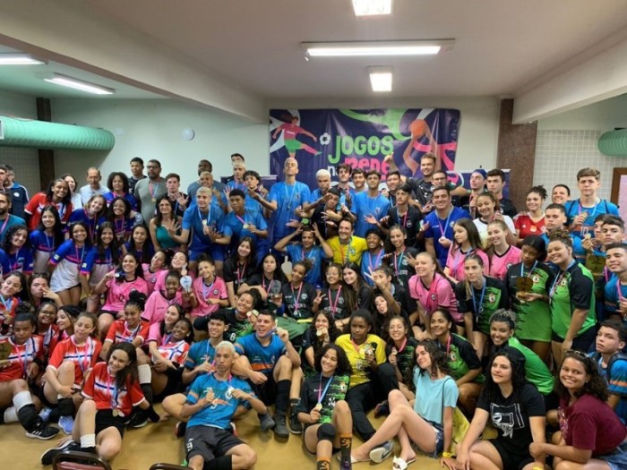 Jogos Na Rede: Sedu premia equipes vencedoras nas modalidades handebol e voleibol