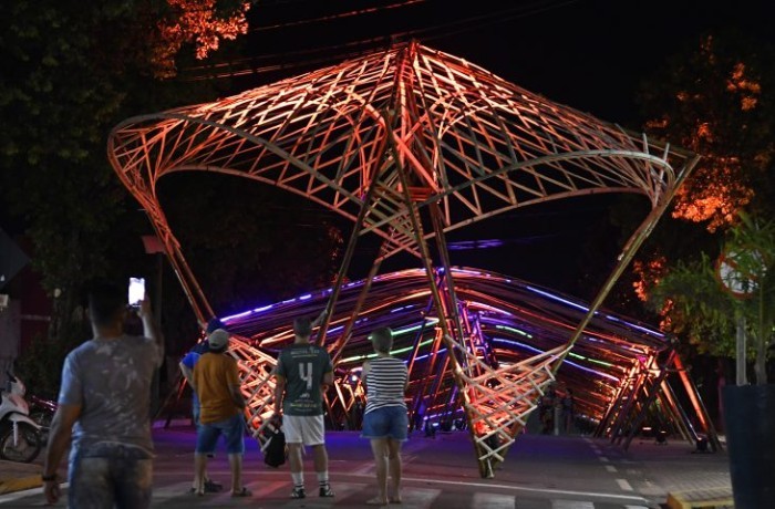 Sai o aço, entra o bambu: Festival de Inverno de Bonito mostra que o sustentável está nos detalhes e no compromisso social