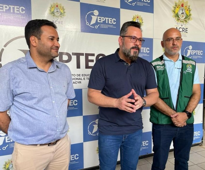 Governo entrega 94 aparelhos de ar-condicionado ao Instituto Estadual de Educação Profissional e Tecnológica do Acre