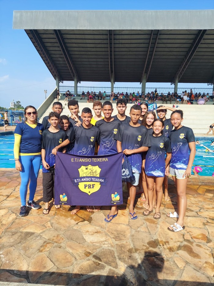 Alunos da ETI Anísio Teixeira se destacam em diversas modalidades esportivas e ocupam os melhores lugares
