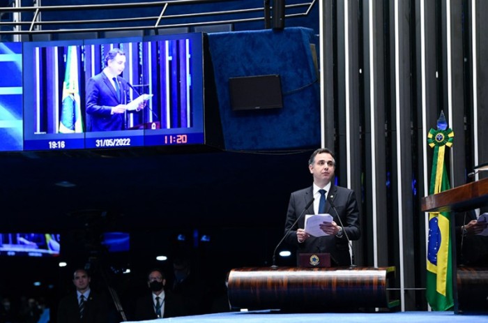 Senado aprova homenagem ao ex-senador Murilo Badaró