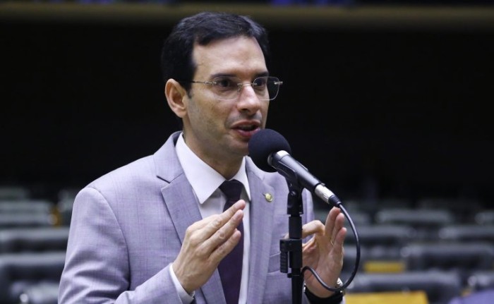 Leo Prates limitou doações a 12% do imposto devido - (Foto: Vinicius Loures / Câmara dos Deputados)