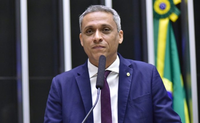 Gustavo Gayer, relator da proposta - (Foto: Zeca Ribeiro/Câmara dos Deputados)