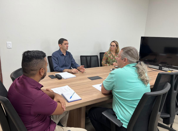 Representantes da Fesp recebem ouvidor-geral do Município para orientações sobre aplicabilidade da LGPD