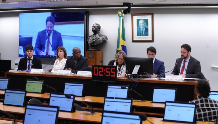 Comissão de Direitos Humanos debateu situação de vulnerabilidade de migrantes no Brasil - (Foto: Renato Araújo/Câmara dos Deputados)