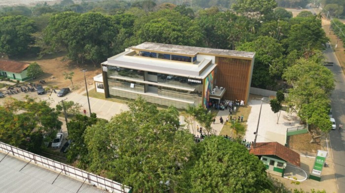 UEA inaugura o edifício Ocara em Parintins, com o objetivo de potencializar o empreendedorismo digital