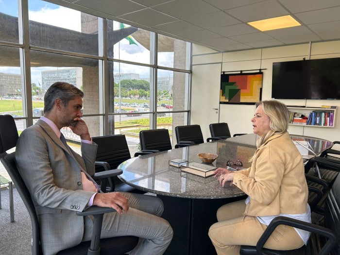 Secretária da SAS se reúne com secretário Nacional da Justiça para discutir política migratória em Santa Catarina