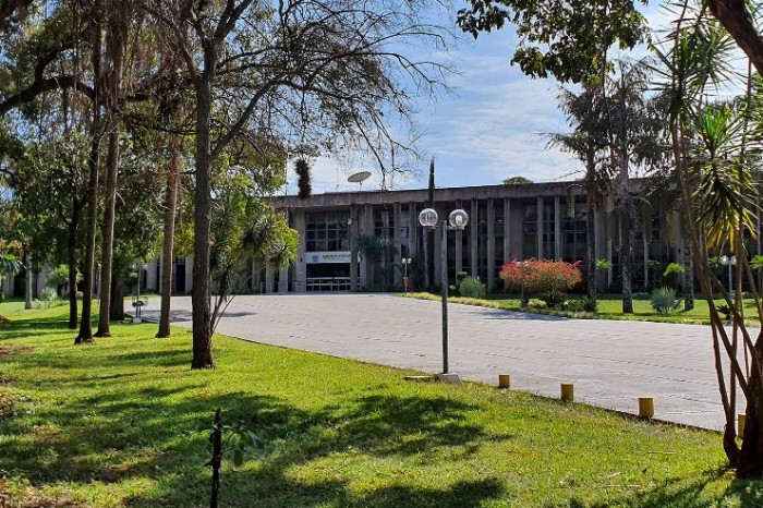Agenda: Semana tem sessões, reuniões de comissões e visita de acadêmicos de Direito