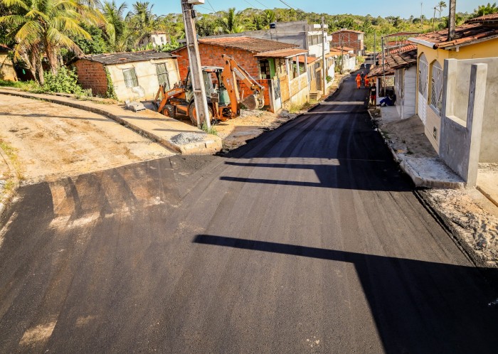 Programa “Mais Asfalto” chega a Boca da Mata e Rua Bela Vista recebe pavimentação asfáltica
