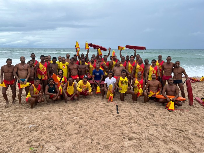 Equipe completa de salva-vidas atuará no feriado prolongado