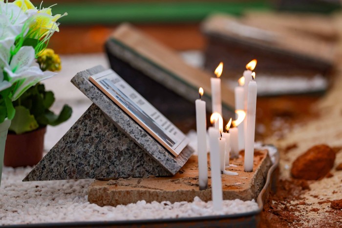 Cemitério Jardim da Paz recebe grande número de visitantes nesta quinta-feira, 2