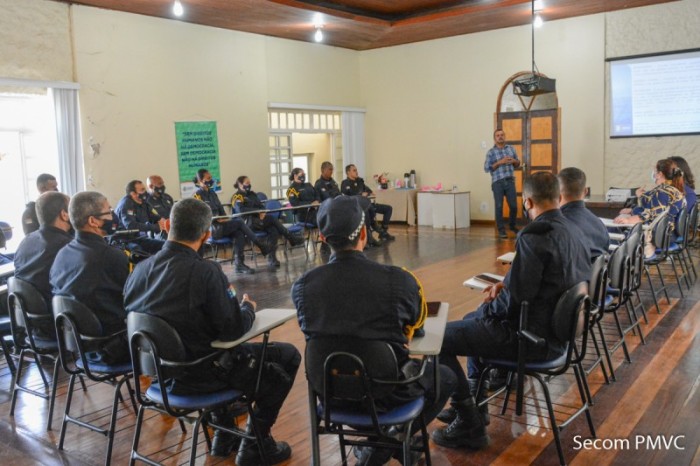 Guarda Municipal participa de oficina sobre visibilidade trans