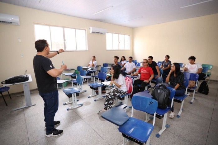 Escola Técnica Vilhena Alves reinsere em sala de aula pessoas em busca de nova qualificação