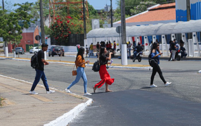 “É essencial para as pessoas com vulnerabilidade financeira”, afirma estudante sobre gratuidade de transporte no Enem