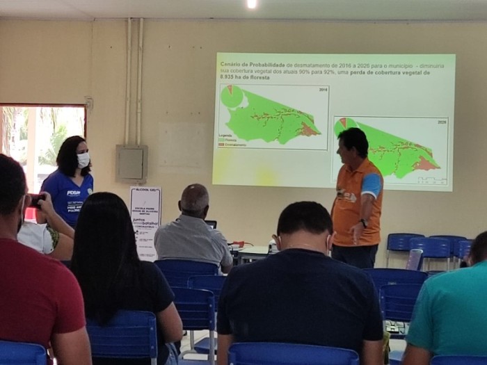 Governo discute prevenção e controle do desmatamento e queimadas com prefeituras do Juruá
