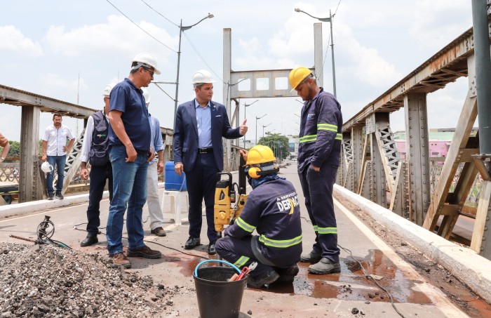 Governador Gladson Cameli inspeciona andamento de obras na Ponte Metálica, em Rio Branco