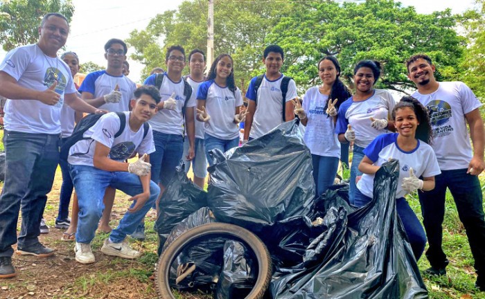 Escola estadual desenvolve projeto ambiental de recuperação da nascente do córrego Pendurado