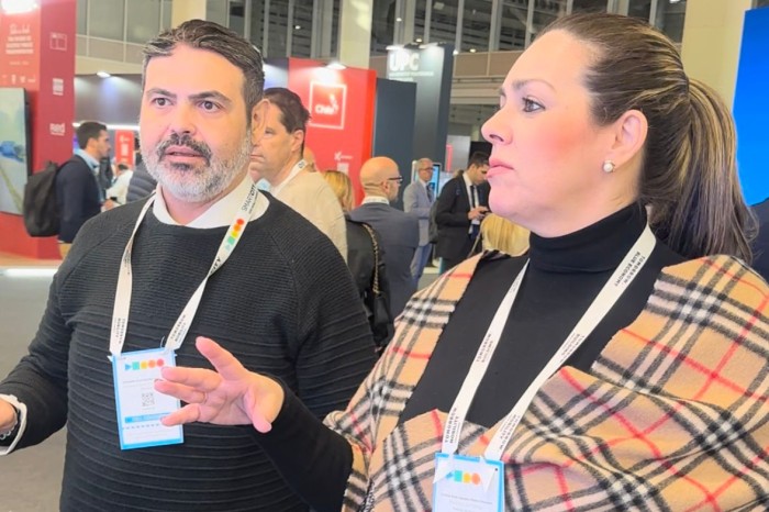 Smart City: Cinthia Ribeiro marca presença na maior feira de cidades inteligentes do mundo