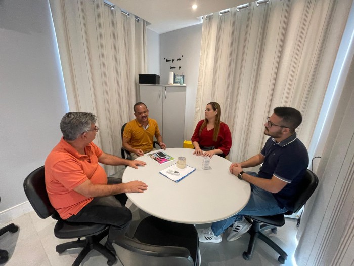 Prefeito participa de reunião para tratar sobre regulação do SUS
