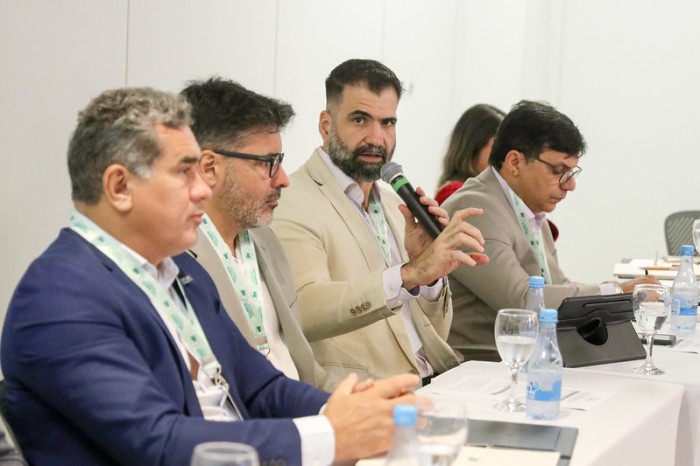 Secretários de Meio Ambiente da Amazônia Legal constroem programa regional de combate às queimadas