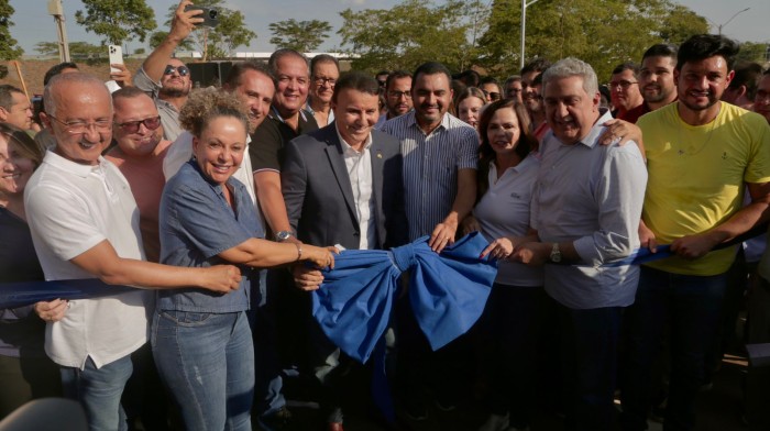 Com a presença do Governador, Senadores e Deputados, Prefeita Josi Nunes entrega 1ª etapa da Via da Integração Siqueira Campos