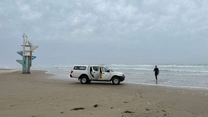 Fepam inicia coleta de amostras de água para o Projeto Balneabilidade 2023-2024