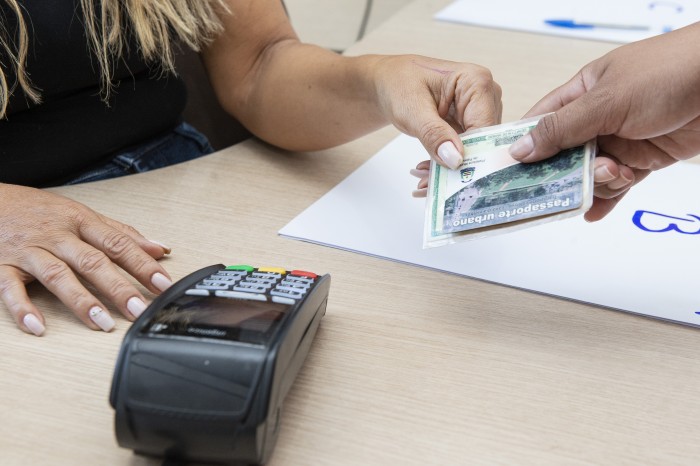 Estudantes têm até o dia 30 de novembro para recarregar suas carteirinhas do transporte coletivo