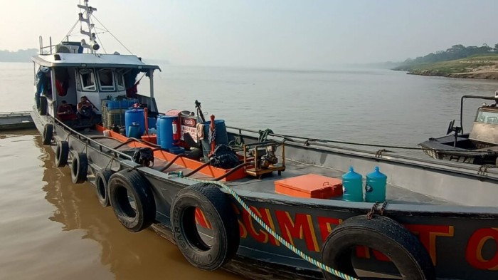 Base Arpão: Homem é preso por transportar ilegalmente nove mil litros de combustível, no rio Solimões