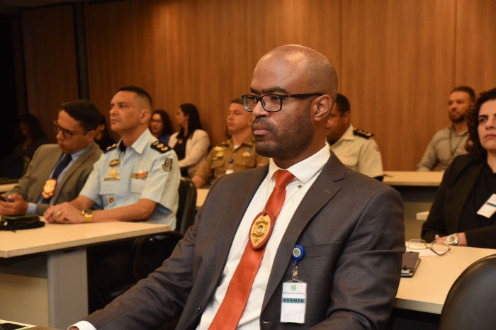 Delegado Regional de Corumbá participa de Curso de Formação de Multiplicadores – Polícia Antirracista em Brasília