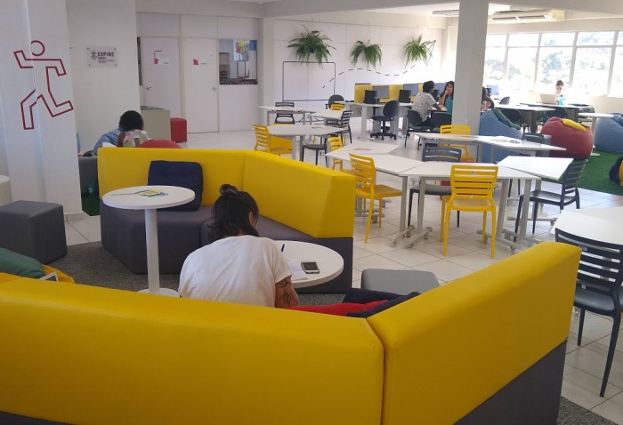 Udesc assina ordem de serviço para reforma e pintura interna da Biblioteca Central