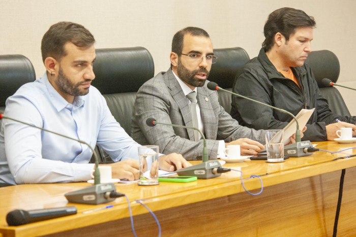 CCJ aprova projetos voltados à infância e adolescência no DF