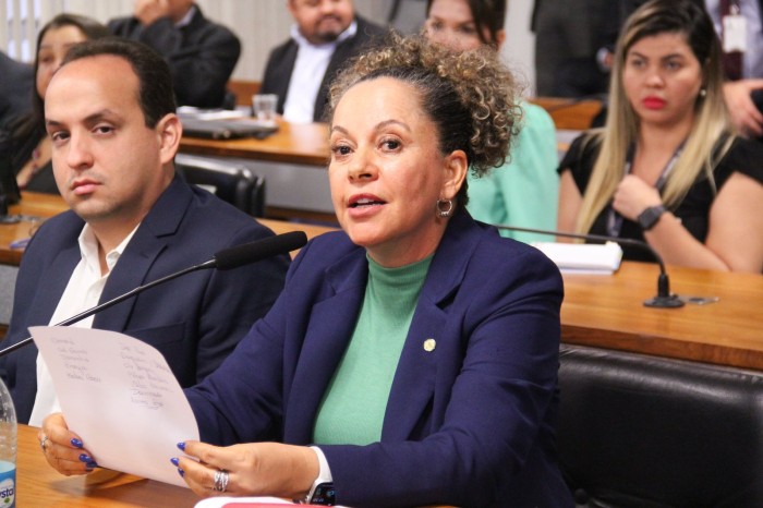 Prefeita Josi Nunes solicita recursos para investimentos na Saúde e continuidade das obras na Via Perimetral Sul durante reunião com a Bancada Federal