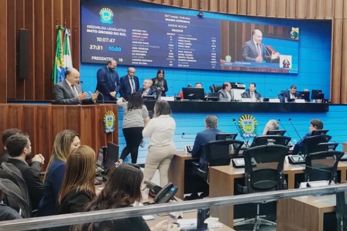 Segundo Junior Mochi, as pequenas farmácias precisam de alternativas para sobreviver à concorrência de grandes redes do varejo farmacêutico