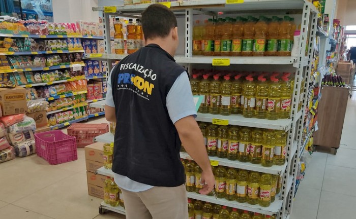 Procon Tocantins realiza pesquisa de preços da cesta básica em Araguaína
