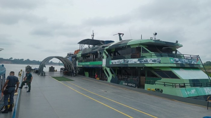 Em Coari, equipe da Base Fluvial Arpão socorre mulher em trabalho de parto