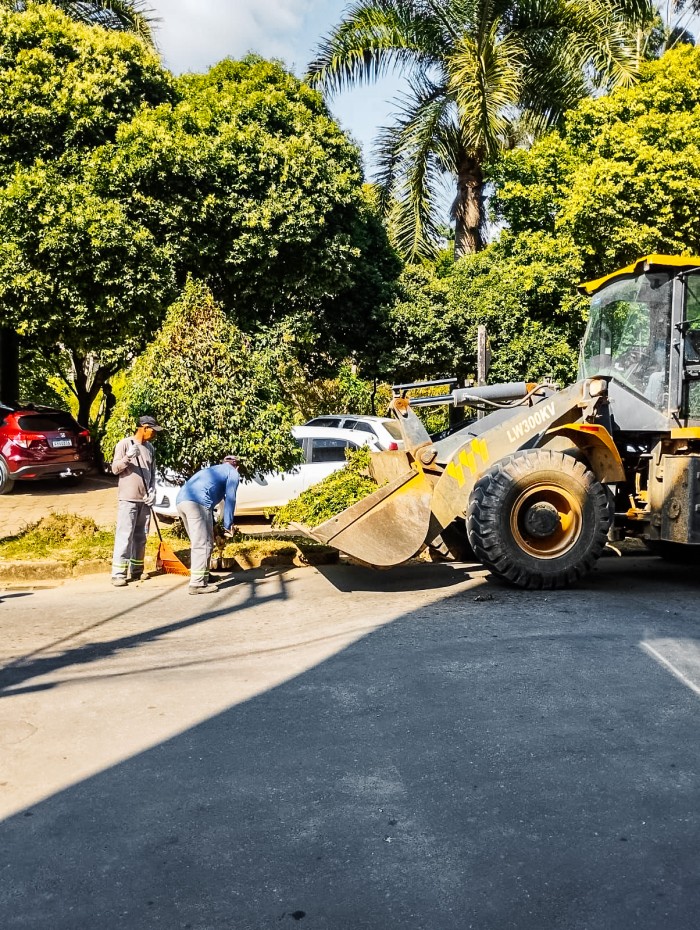 Secretaria de Meio Ambiente e Limpeza Pública efetiva diversos serviços em todo o município