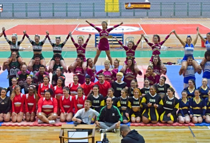 Projeto da Udesc incentiva a prática cheerleading entre estudantes da universidade estadual