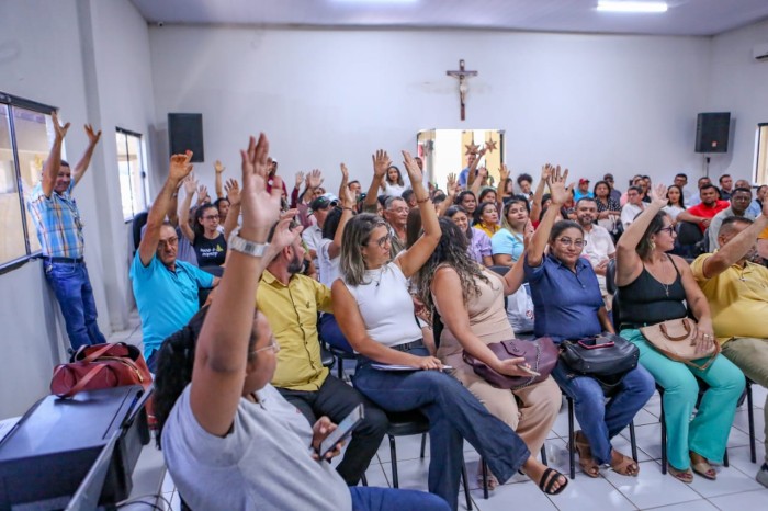 SAF participa de plenária territorial da Chapada das Mangabeiras e entrega sementes a agricultores familiares