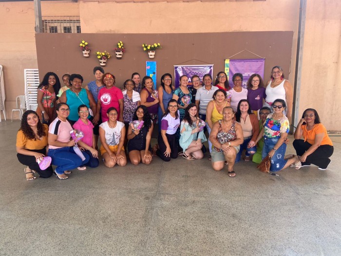 Sempi reforça rede de apoio às mulheres com ação do Ônibus Lilás na Vila Operária