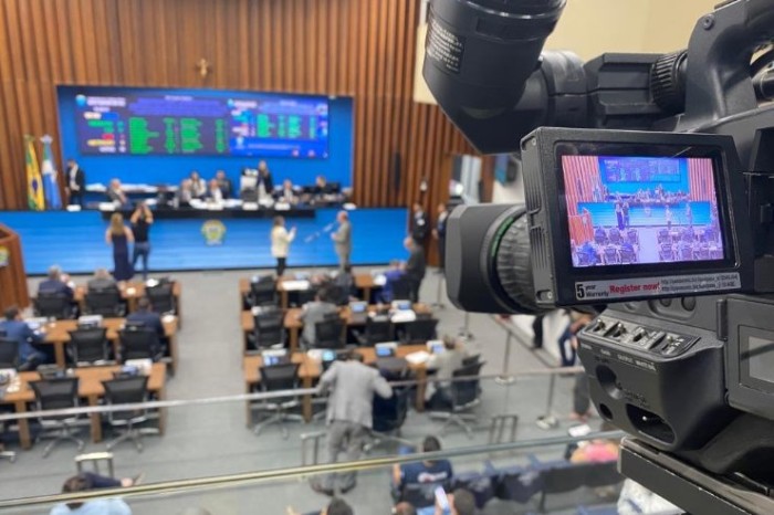 Poder Judiciário estabelece subsídio da magistratura e sugere criação de cargos