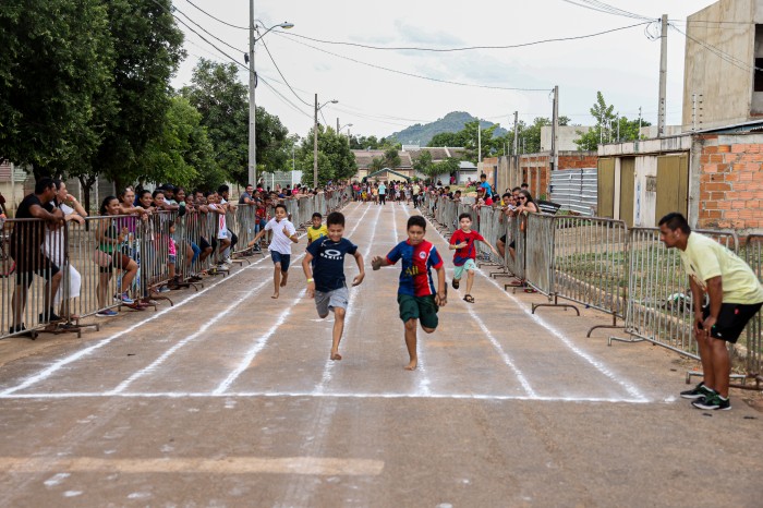 Corridinha de Natal realiza 6ª edição despertando interesse de crianças pelo esporte