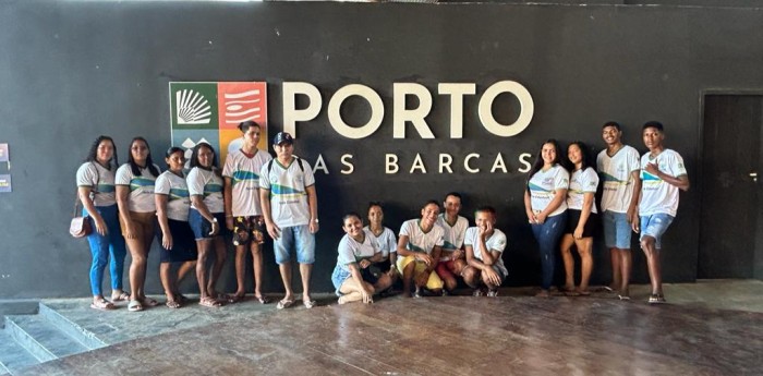 Alunos de escola estadual na zona rural de Teresina conhecem Museu do Mar