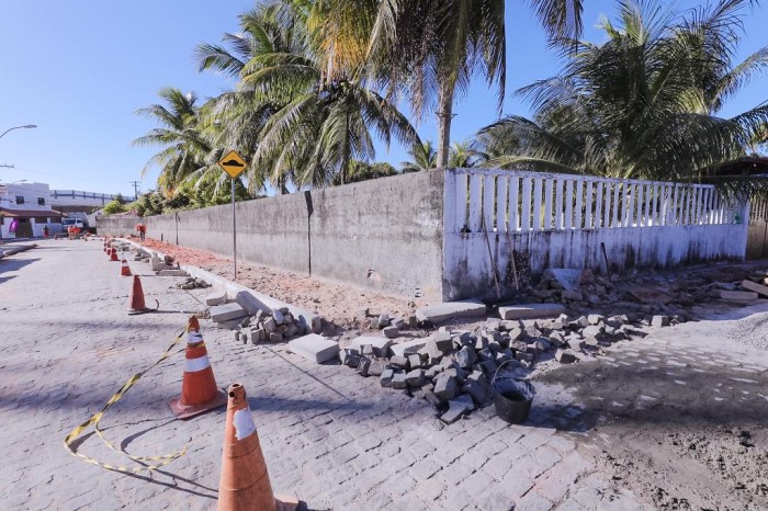 Obras de requalificação de Barra do Jacuípe são iniciadas