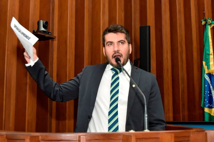 Para o deputado Rafael Tavares, a corrupção tem destruído a saúde pública do Estado