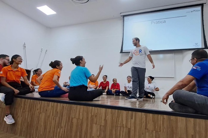 Centro de de Inclusão e Reabilitação promove capacitação em crises agressivas 