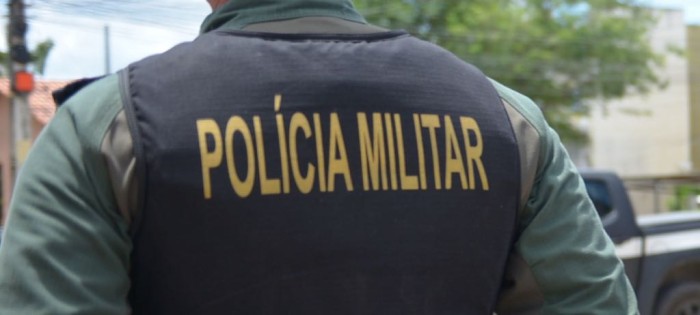 Suspeito de manter a própria companheira em cárcere privado é preso em flagrante pela PMCE em Alto Santo