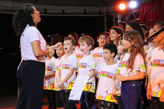 Alunos da Casa de Cultura Professora Maria dos Reis se apresentam nesta sexta-feira, 1º