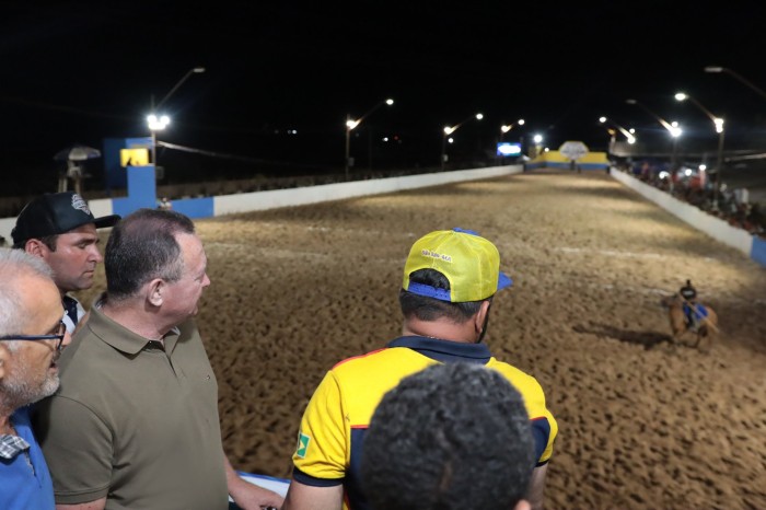 Governador Brandão prestigia encerramento da 5ª Vaquejada do Parque João e Maria, em São José de Ribamar
