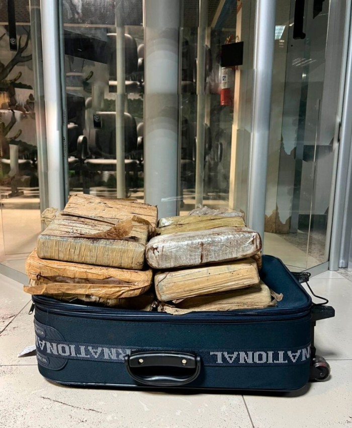 Em ações de fiscalização, polícia apreende mais de 340 quilos de entorpecentes em embarcações, durante final de semana